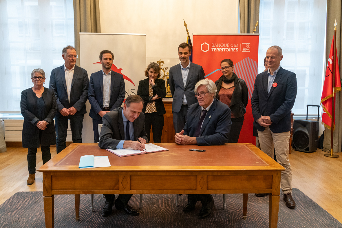 Transformation énergétique et écologique : Création de CÉNOVIA ÉNERGIES !